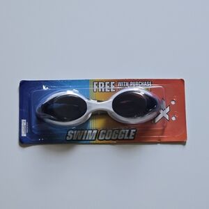 Zeroxposur/Swim Goggles with Black and‎ White Frame